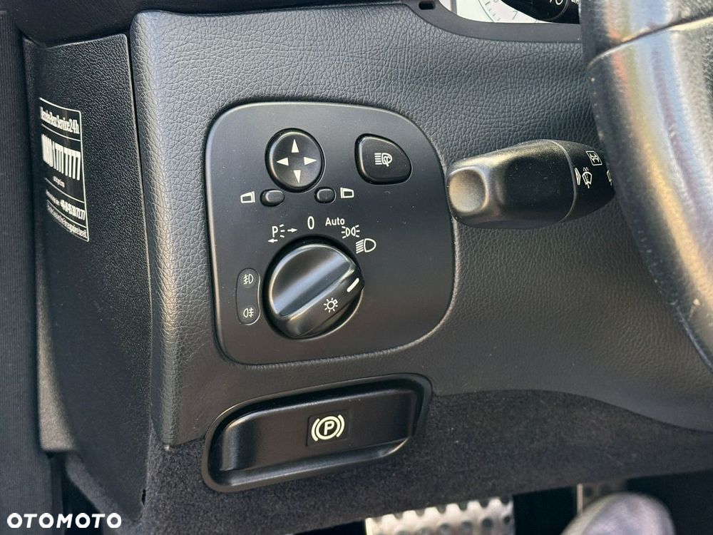 Mercedes-Benz CLK 350 Avantgarde - 18