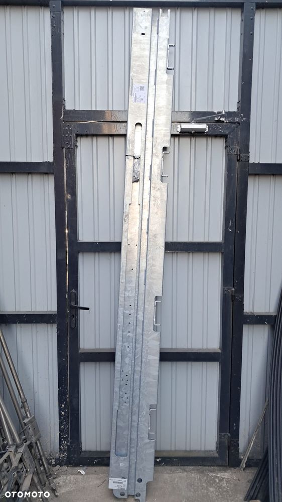 NOWY Słupek tył Schmitz 275cm - 3