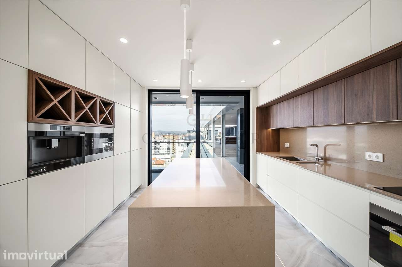 Penthouse T4 de Luxo em Vila Nova de Gaia | Golden Hour Real Estate - Grande imagem: 4/60