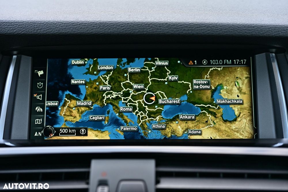 BMW X3 xDrive20d AT Luxury Line - 24