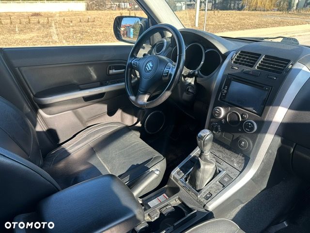 Suzuki Grand Vitara 1.9 DDiS Comfort - 25