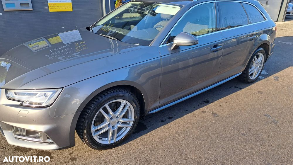 Audi A4 Avant 40 g-tron S tronic S line - 32