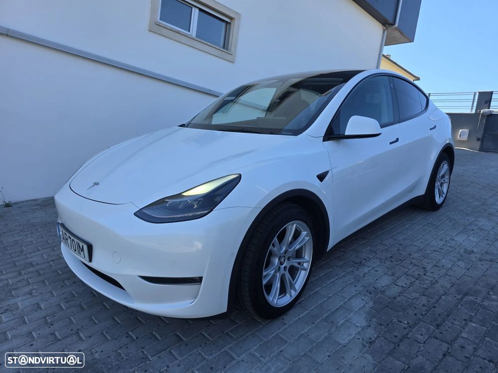 Tesla Model Y Long Range Tração Integral - 28