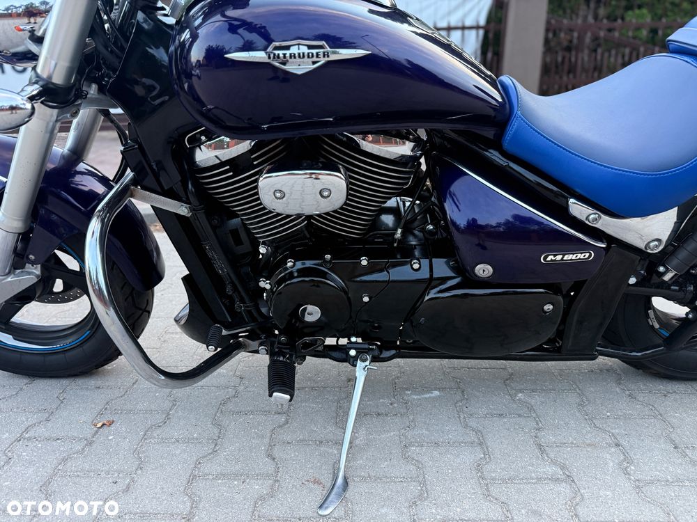 Suzuki Intruder - 23