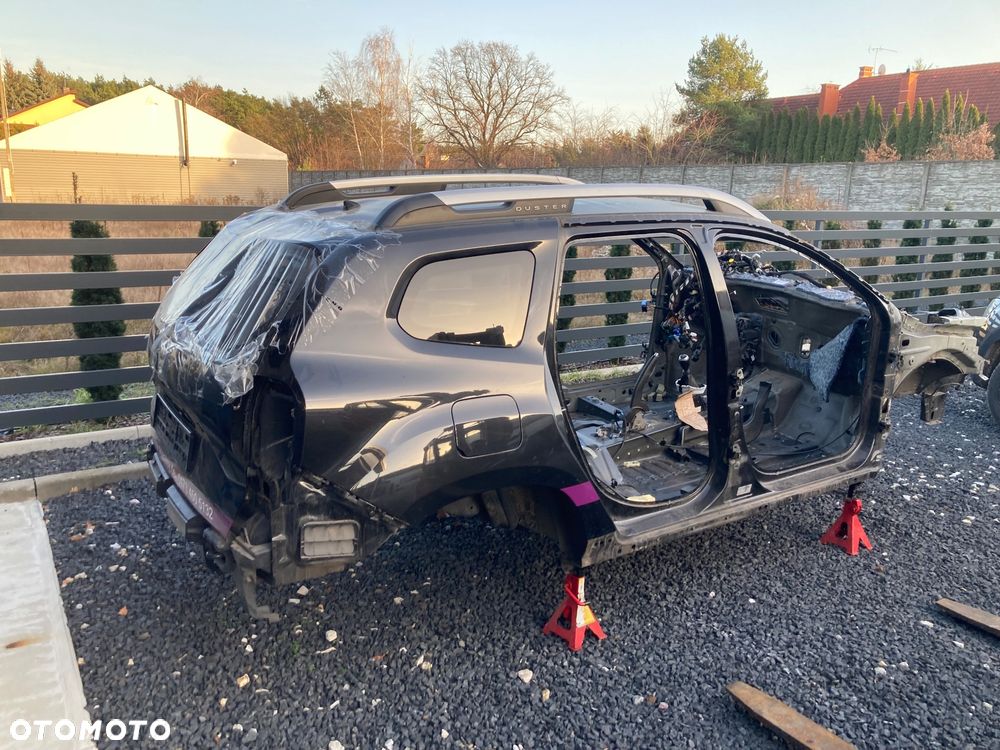 DACIA DUSTER 2 II DUPA TYŁ Z DACHEM DACH BŁOTNIK TYLNY TYLNI ĆWIARTKA TYŁ PAS TYLNY cały tył kastą budą karoserią - 1