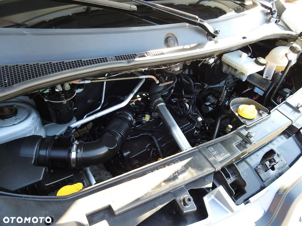 Renault MASTER PLANDEKA 8 PALET WEBASTO TEMPOMAT KLIMATYZACJA PNEUMATYKA  170KM - 27