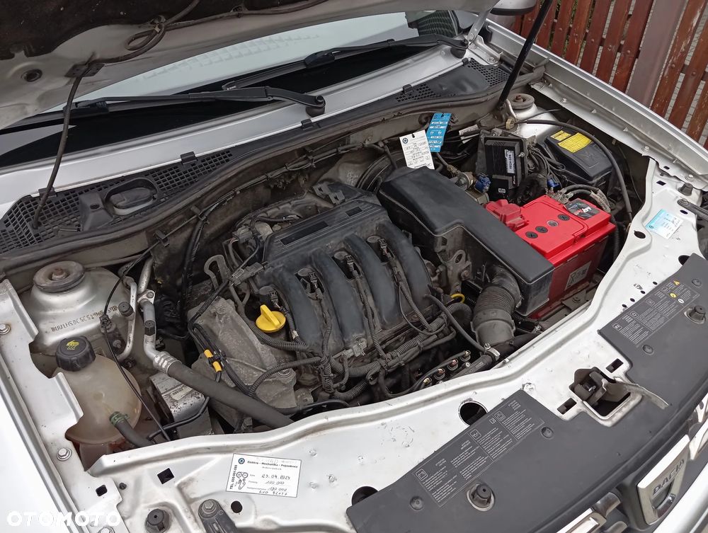 Dacia Duster 1.6 Laureate - 30