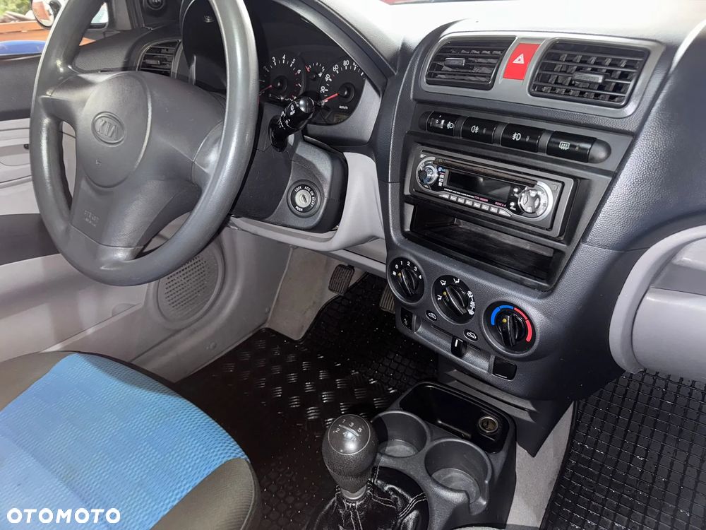 Kia Picanto 1.1 LX - 12