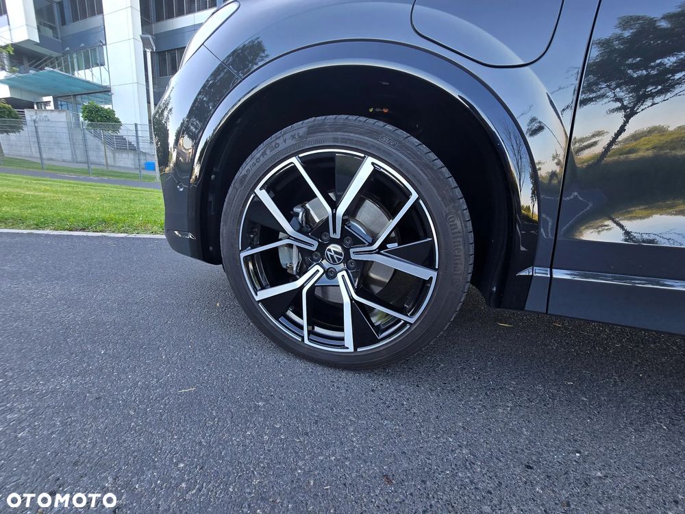 Volkswagen Tiguan - 9