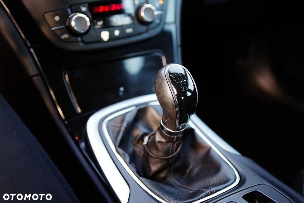 Opel Insignia 1.6 Turbo Cosmo - 17