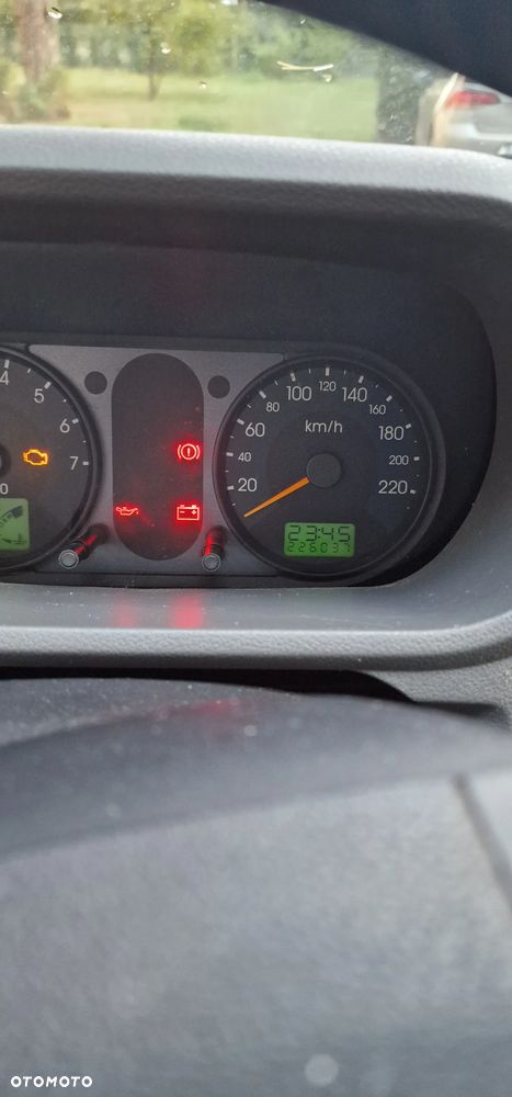 Ford Fusion 1.4 Ambiente - 6