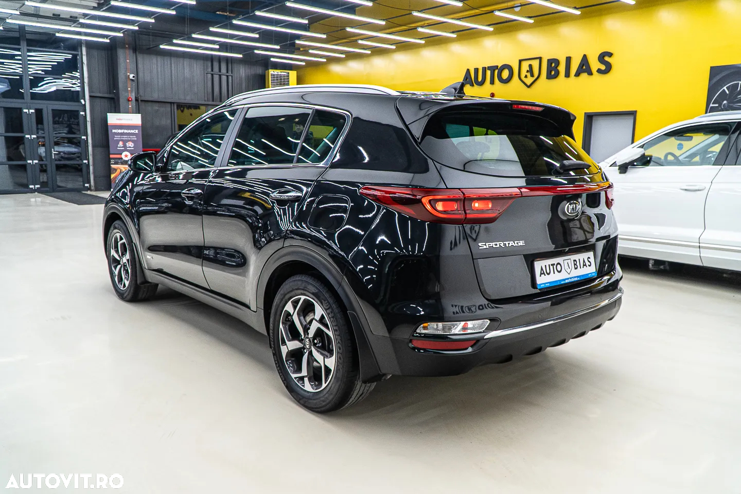 Kia Sportage 1.6 T-GDI 7DCT 4x4 Style - 6