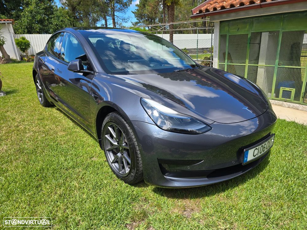 Tesla Model 3 Standard Range Plus RWD - 3