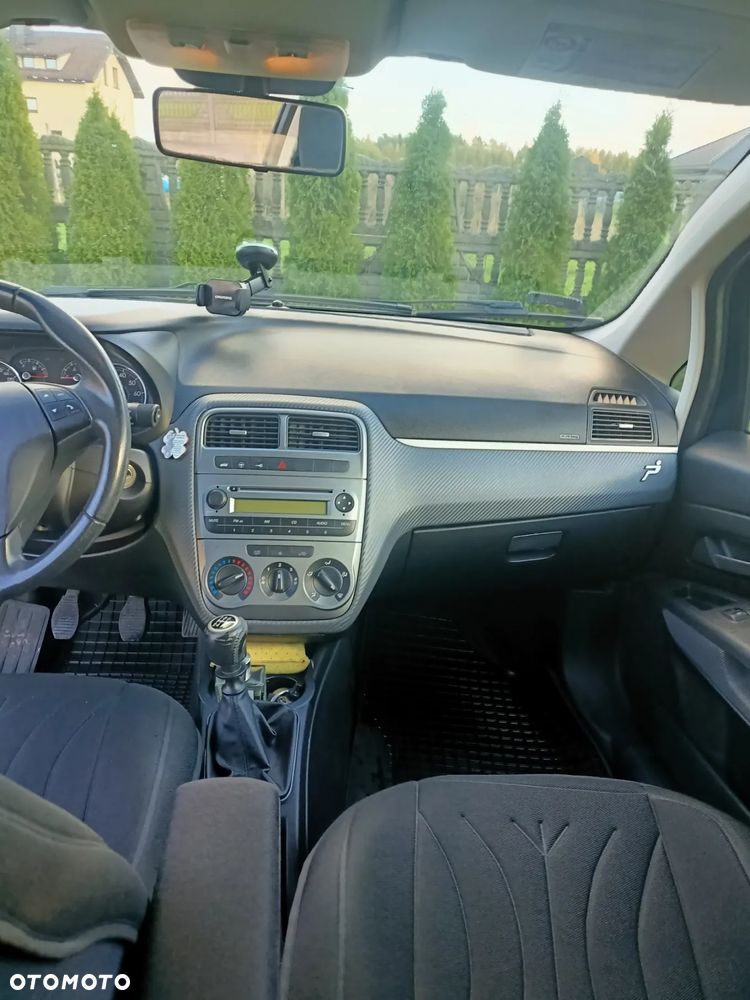 Fiat Grande Punto 1.4 8V - 7