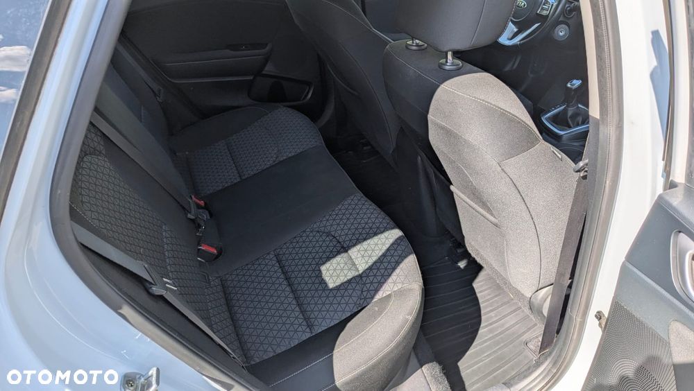 Kia Ceed 1.6 CRDi SCR M - 20