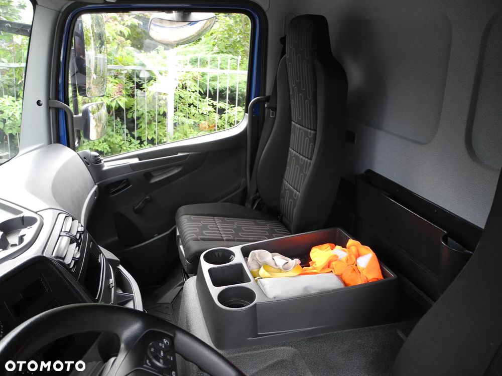 Mercedes-Benz ATEGO - 23