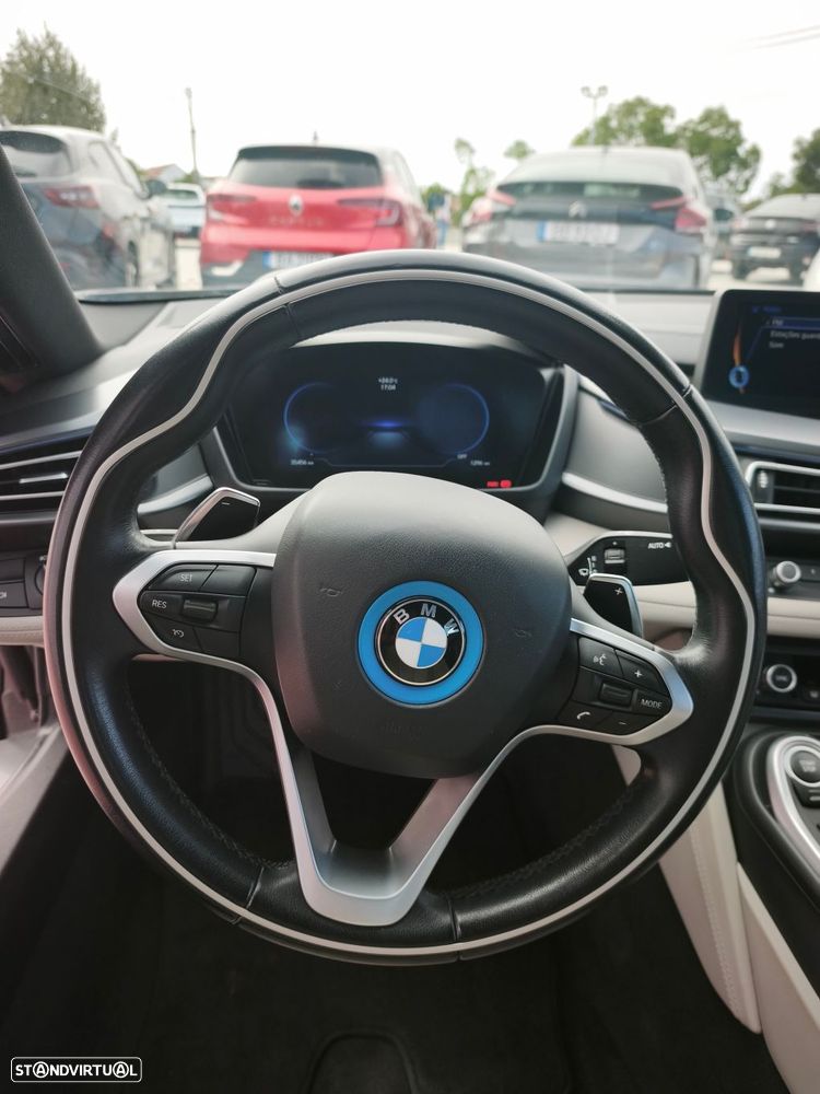 BMW i8 - 24