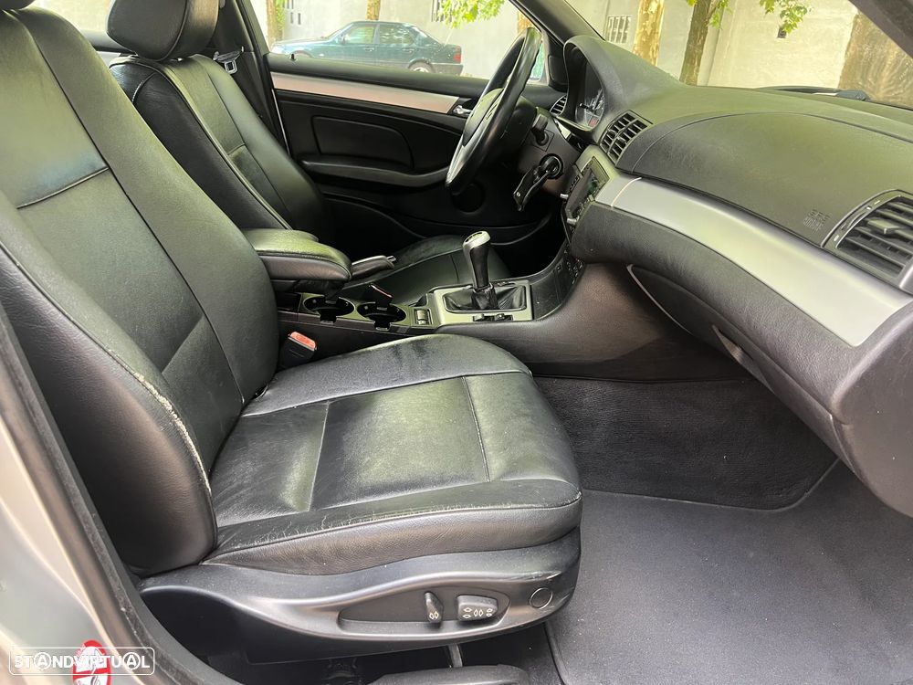 BMW 320 d Sport - 19