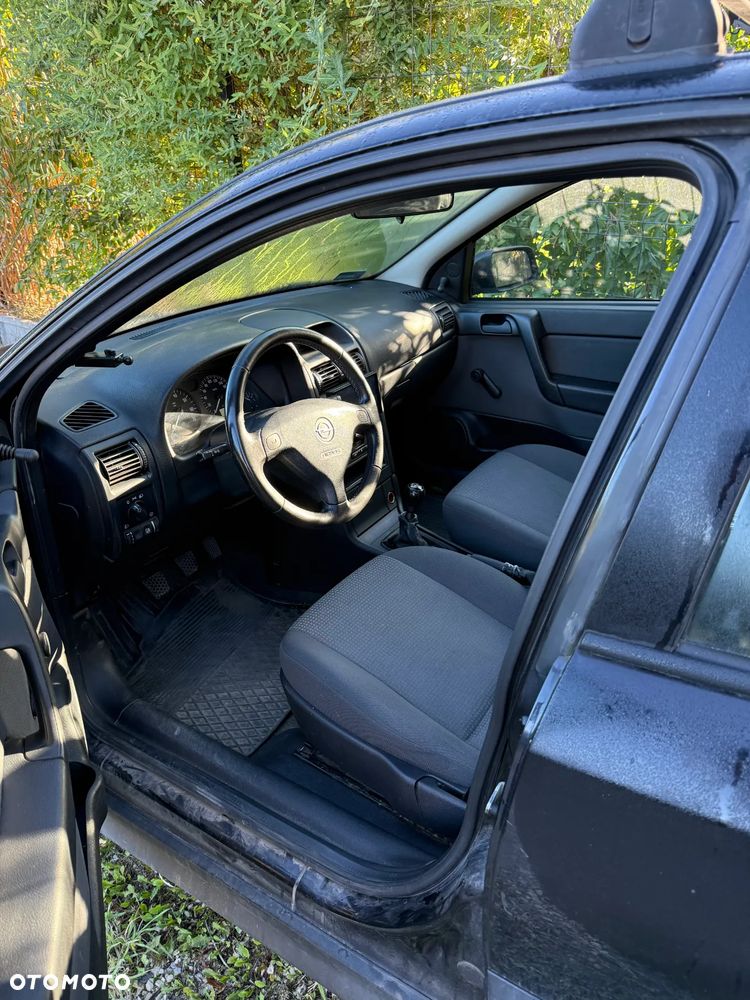 Opel Astra 1.4 Start - 11