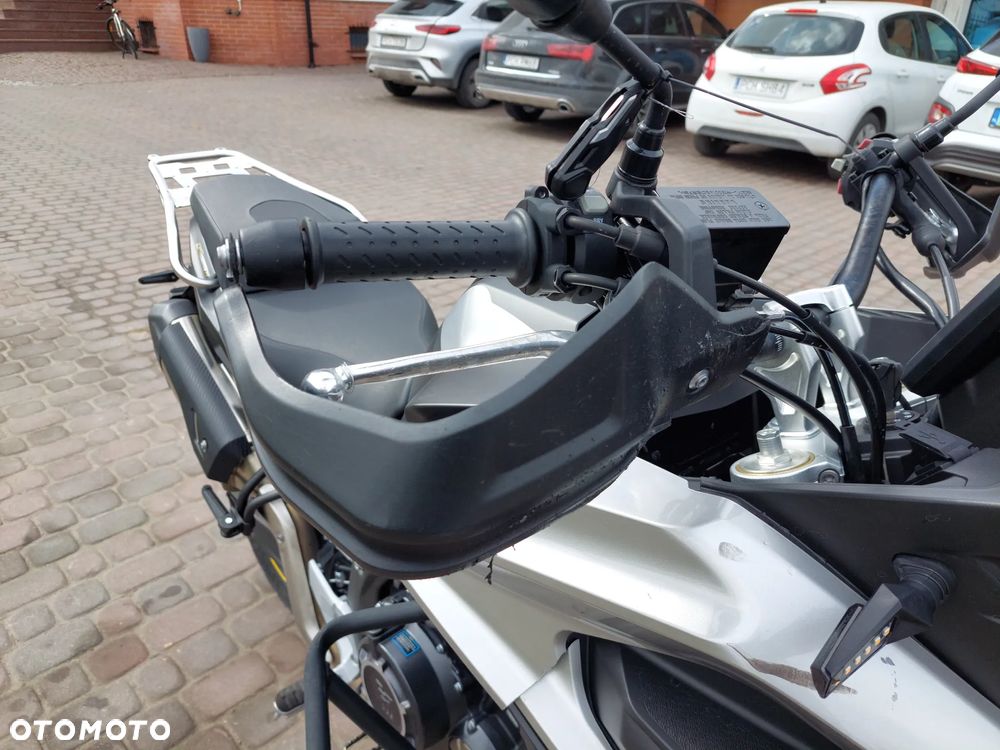 VOGE 525DSX - 10