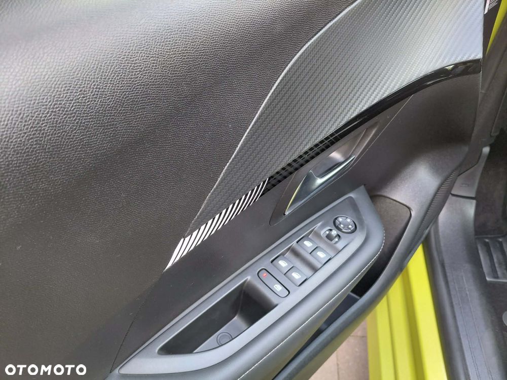 Peugeot 208 Elektromotor 136 GT - 19