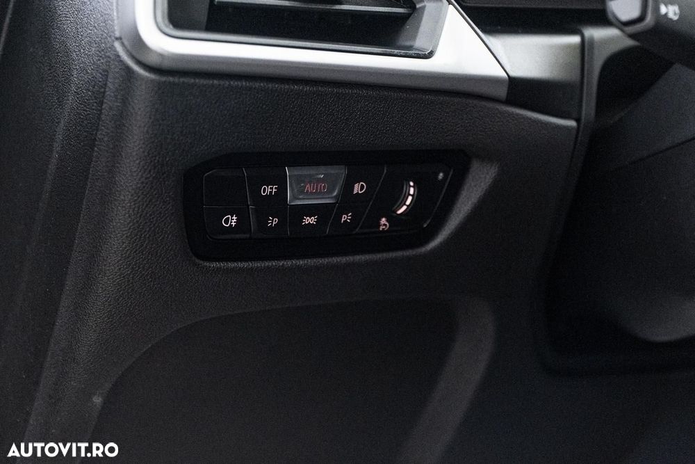 BMW Seria 3 318i Aut. - 27