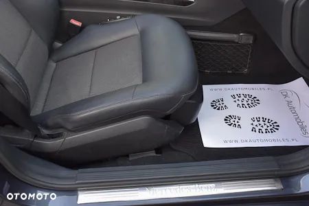Mercedes-Benz Klasa E 350 CDI DPF 4Matic BlueEFFICIENCY 7G-TRONIC Avantgarde - 27
