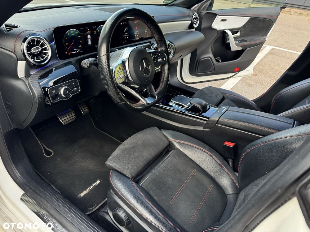 Mercedes-Benz CLA - 8