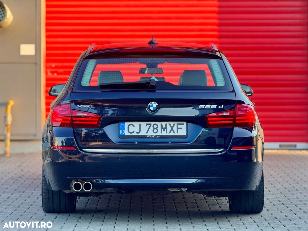 BMW Seria 5 525d Aut. - 38