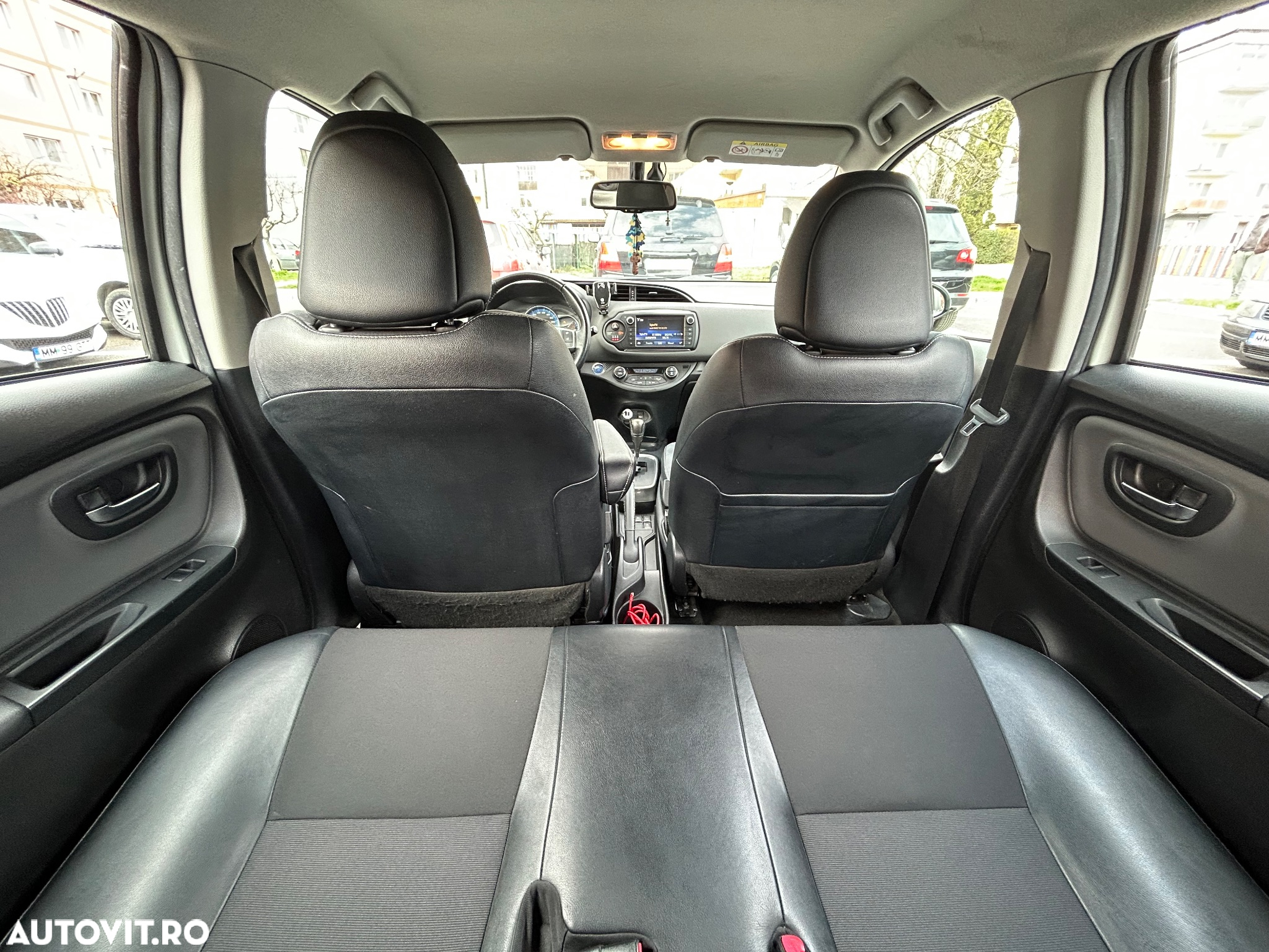 Toyota Yaris 1.5 VVT-i HSD Sol - 14