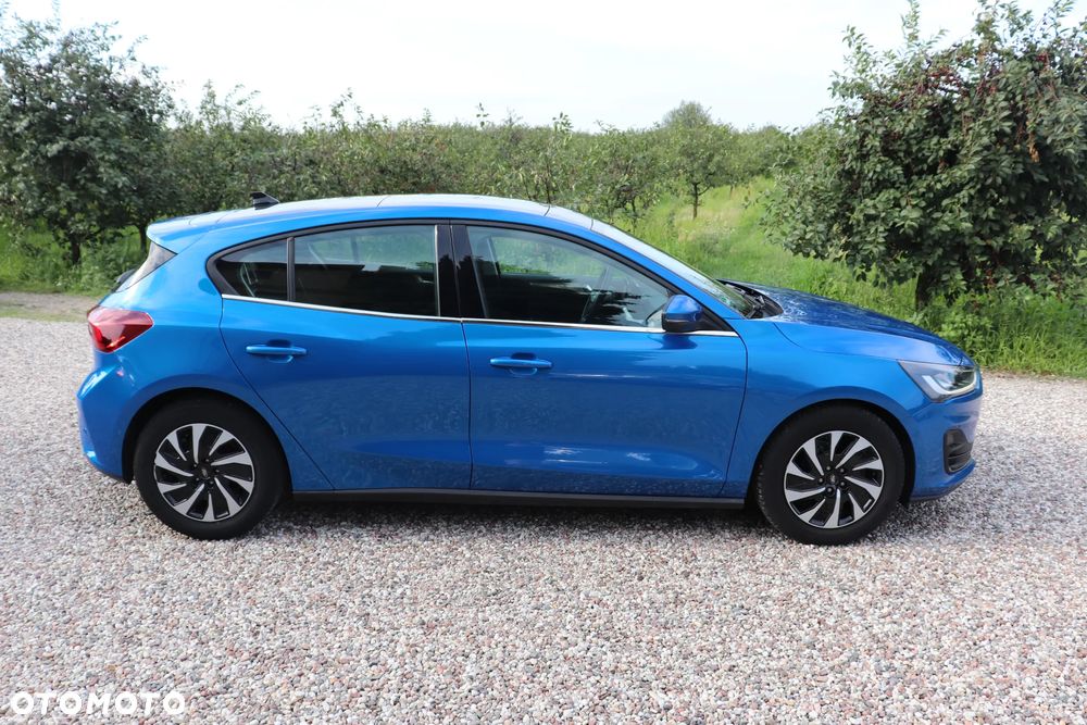 Ford Focus 1.5 EcoBlue Start-Stopp-System TITANIUM STYLE - 8