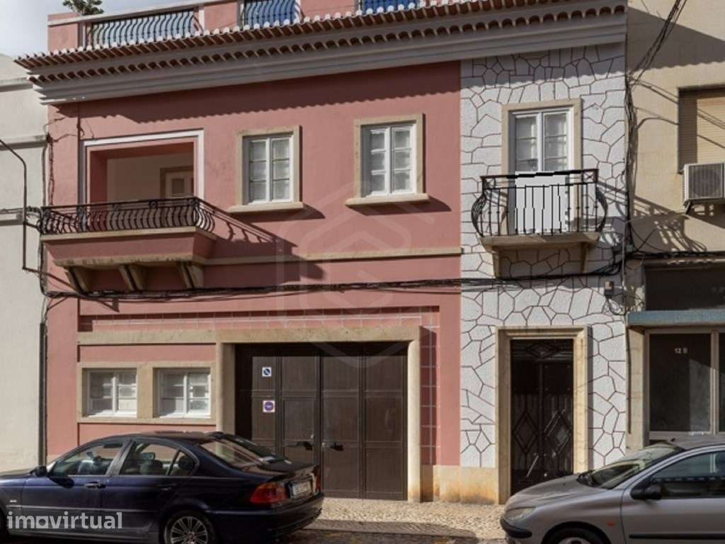 Moradia T4 no centro da cidade de Portimão, Algarve - Grande imagem: 4/16