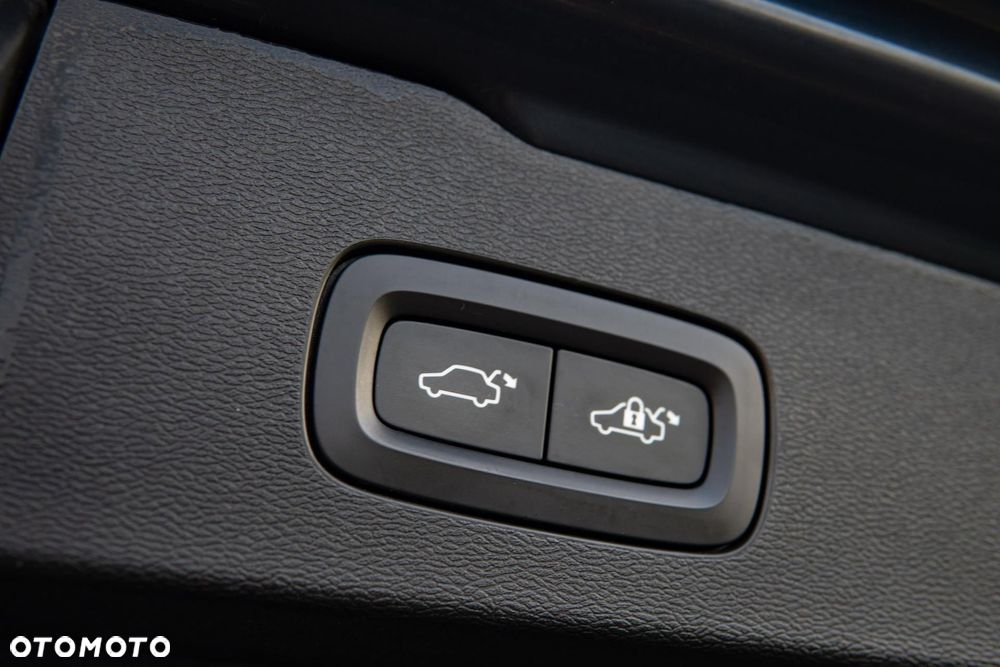 Volvo V60 Cross Country Pro B5 B AWD - 40