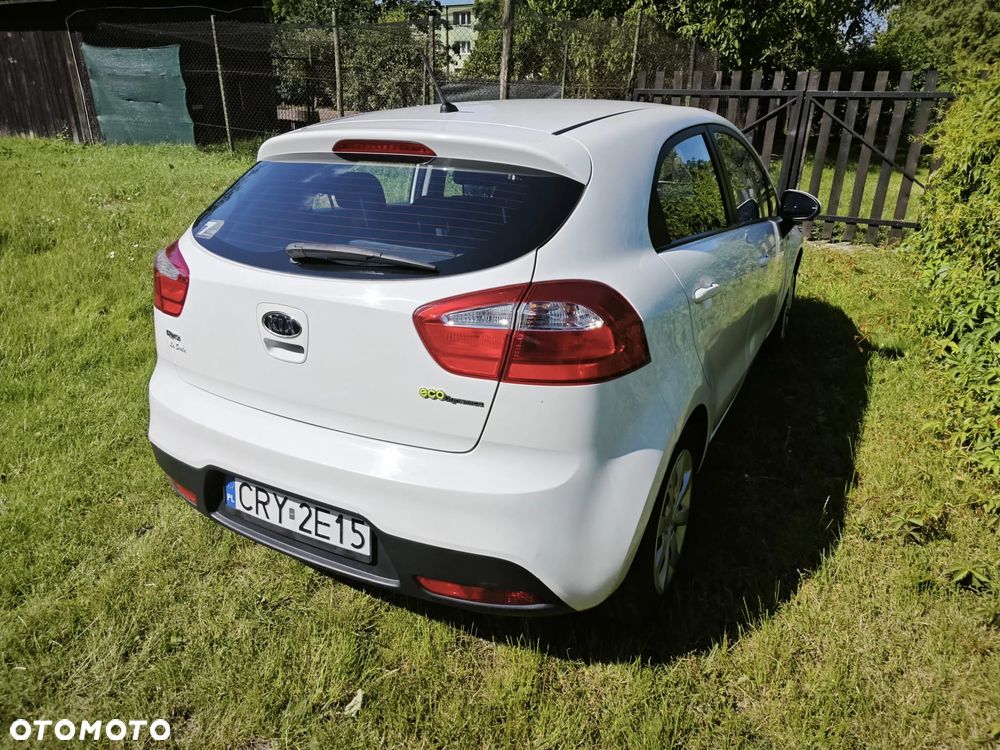 Kia Rio 1.2 Dream Team Edition - 5