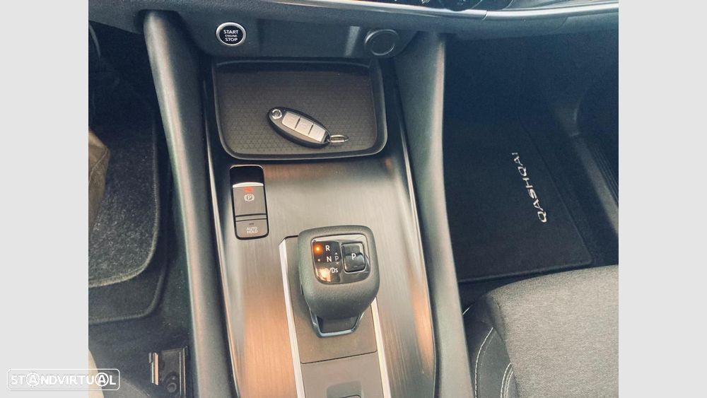 Nissan Qashqai 1.3 DIG-T N-Connecta Xtronic - 18