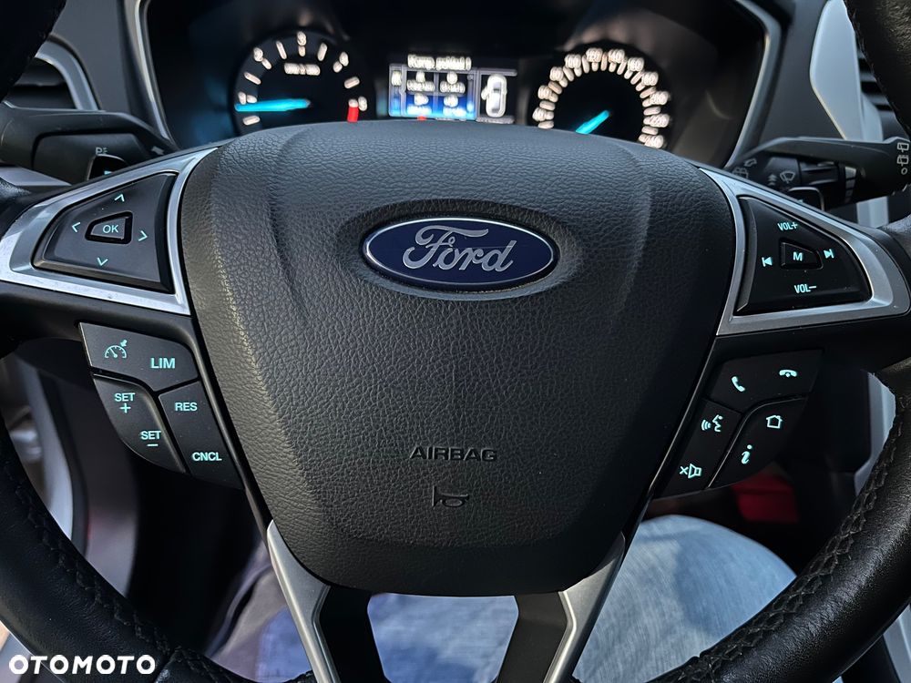 Ford Mondeo - 13