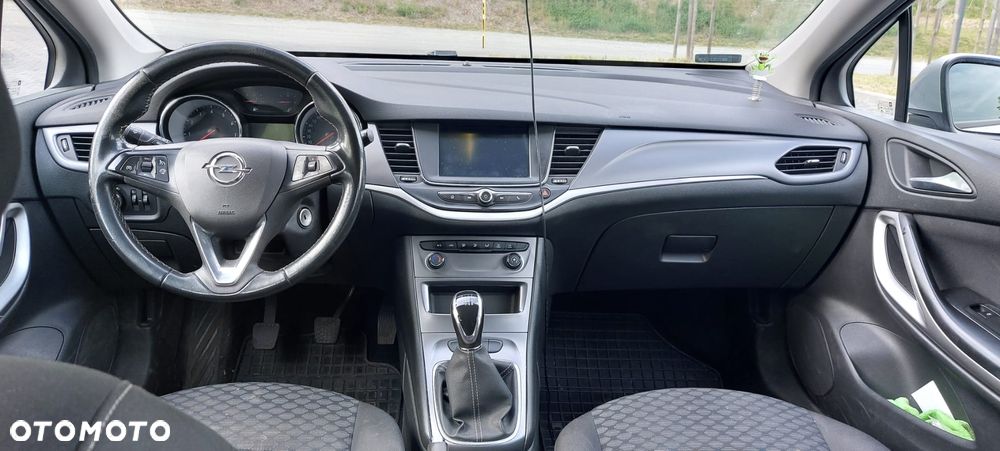 Opel Astra 1.4 T Enjoy - 15