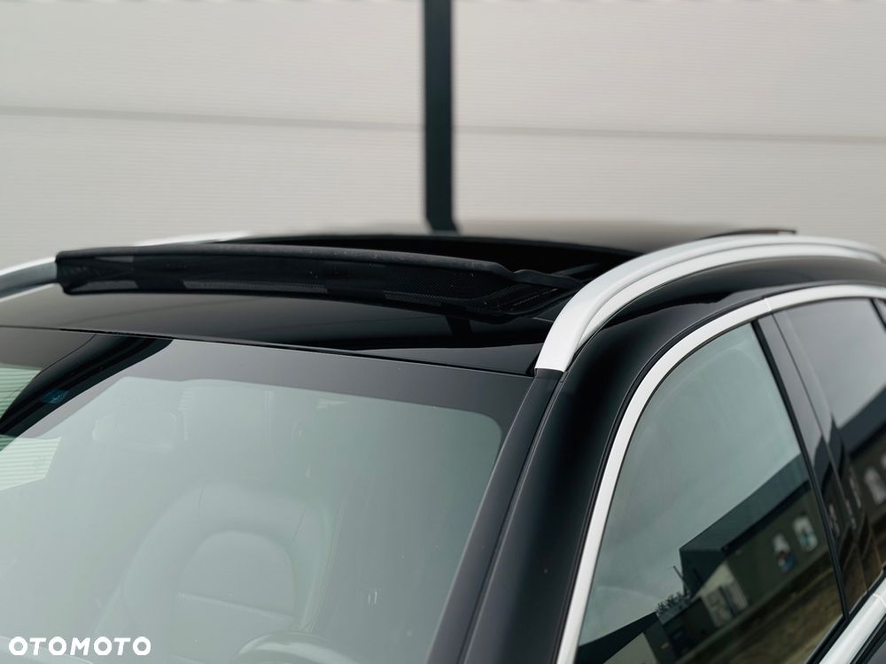 Mercedes-Benz GLC 220 d 4Matic 9G-TRONIC AMG Line - 29