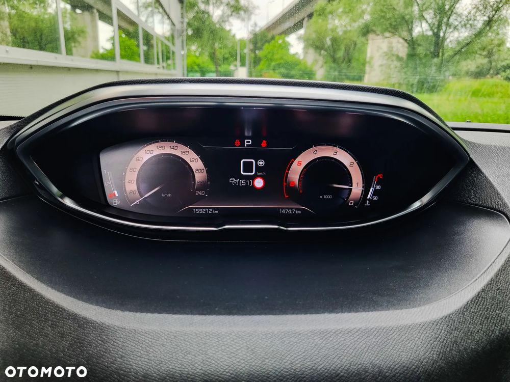 Peugeot 5008 2.0 BlueHDi GT S&S EAT8 - 28