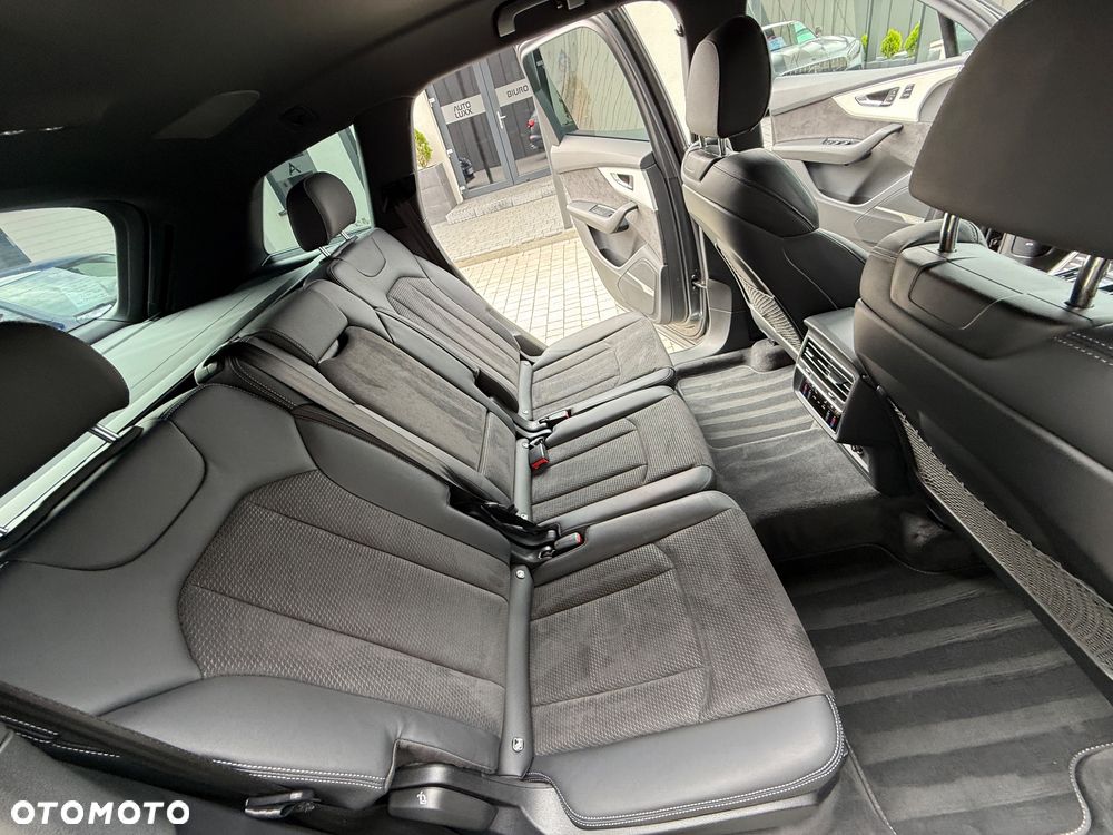 Audi Q7 50 TDI mHEV Quattro Tiptr - 24