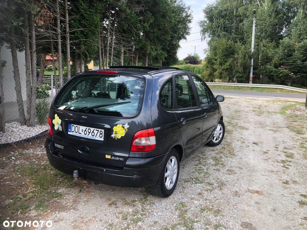 Renault Scenic 1.6 16V Authentique - 6