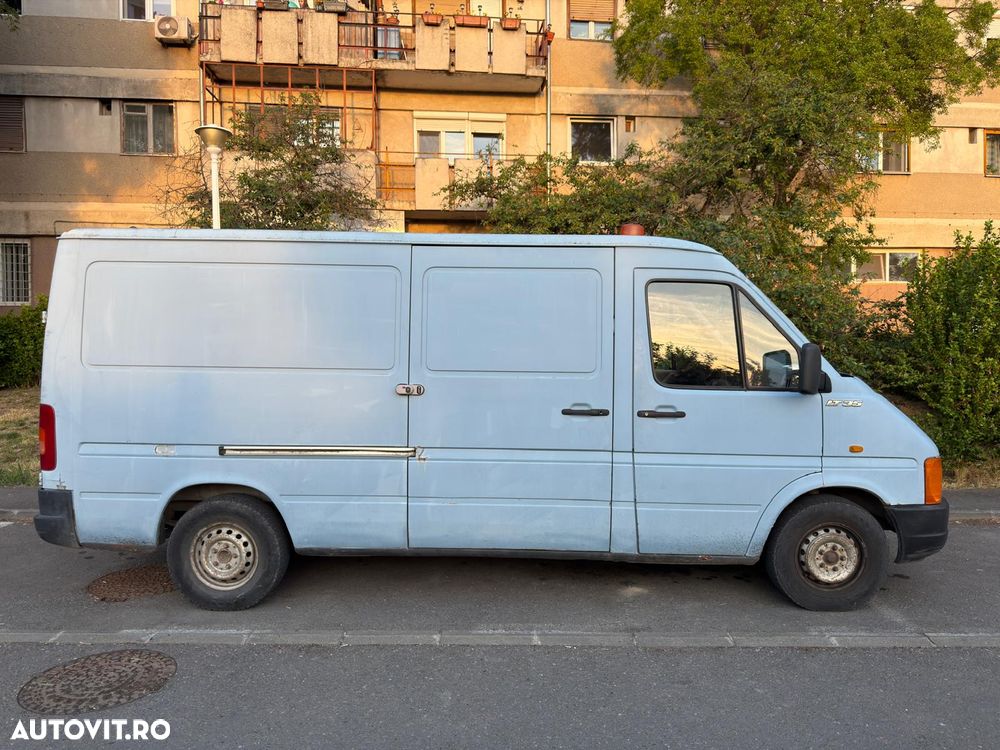 Volkswagen 2DX0AE/ LT35 - 12