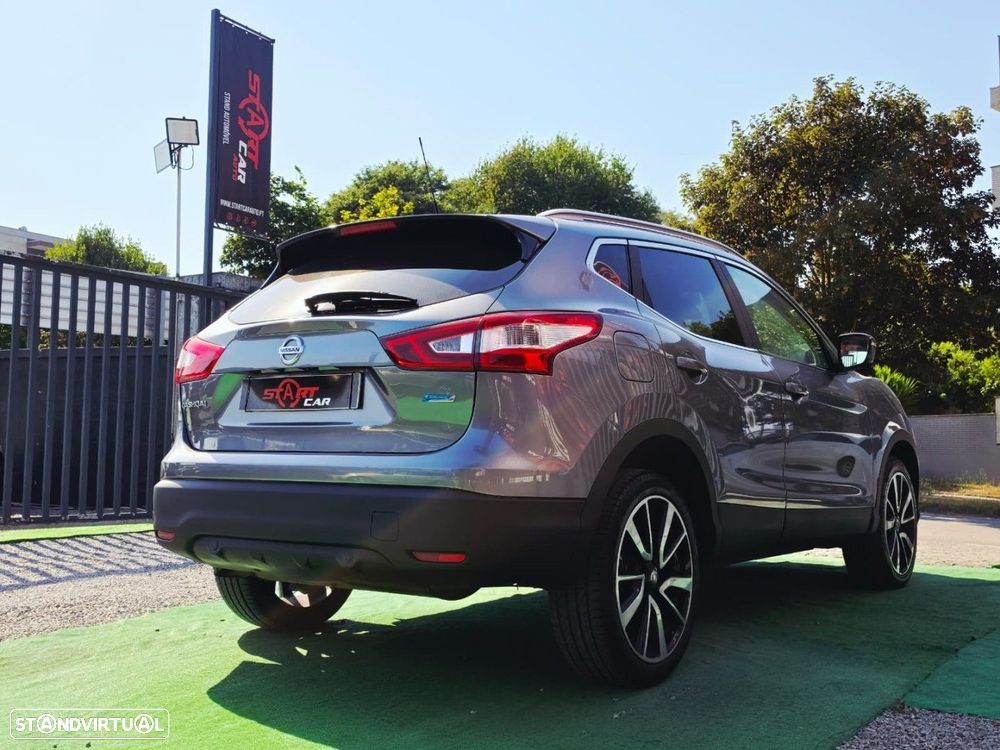 Nissan Qashqai 1.5 dCi N-Connecta - 23