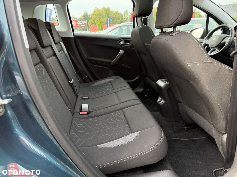 Peugeot 2008 1.2 Pure Tech Active - 10