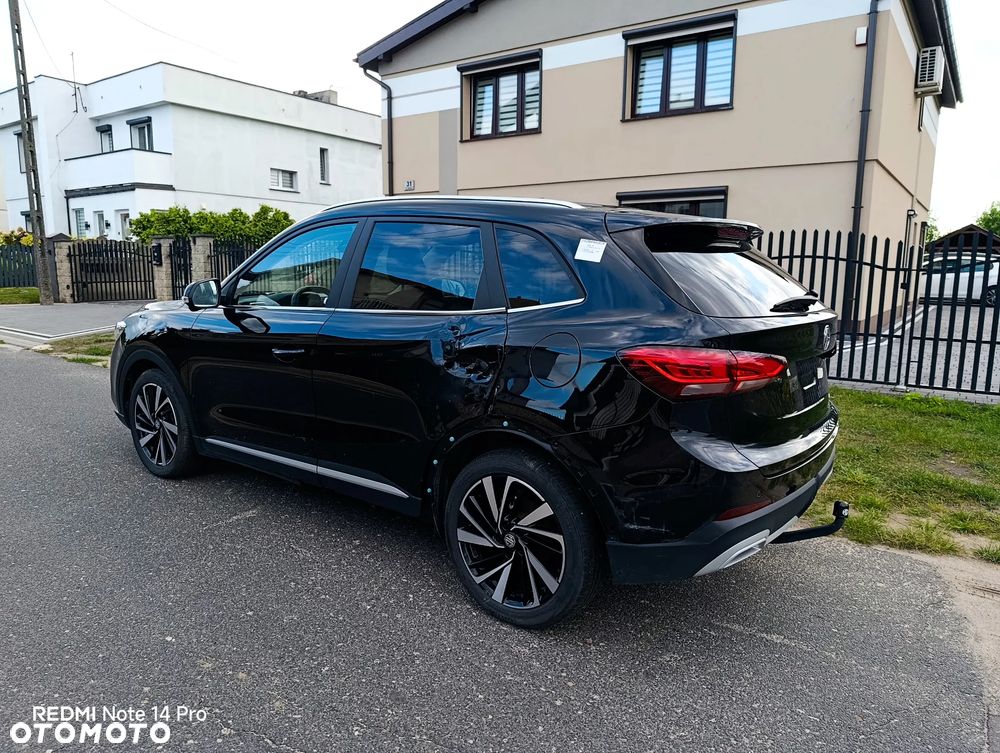 MG ZS - 18