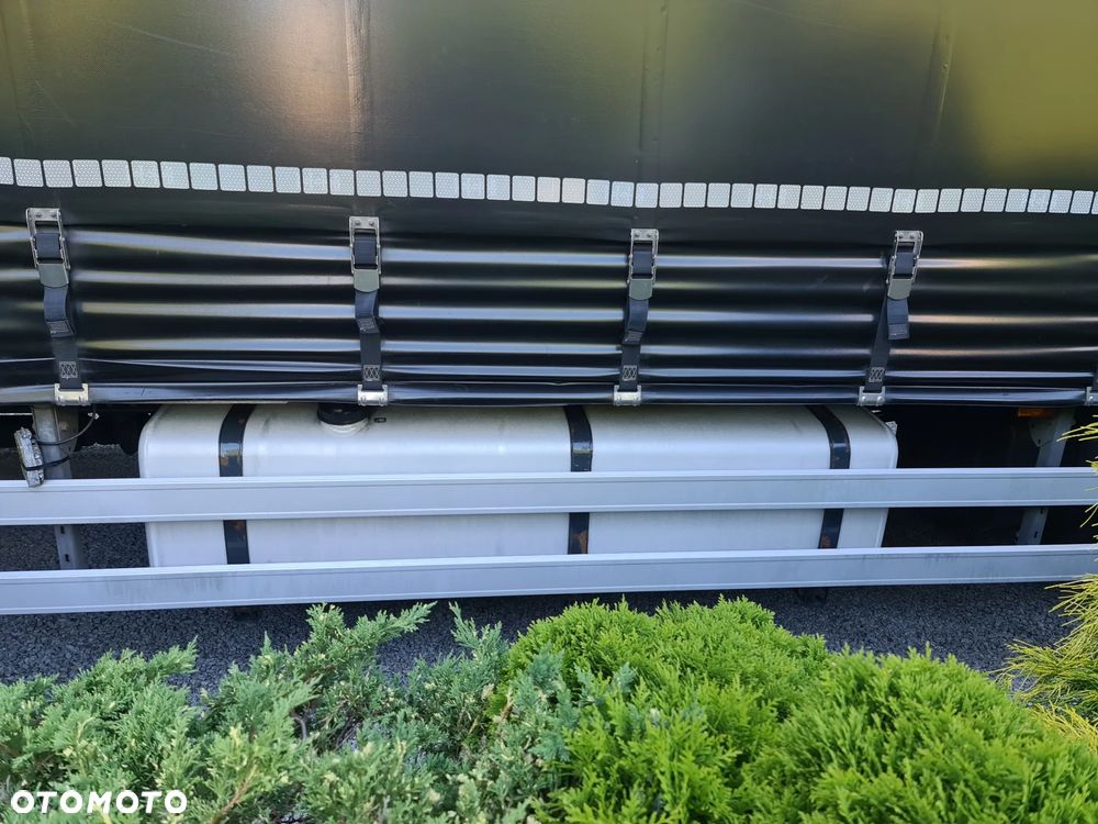 Iveco EUROCARGO ML160E28 - 11