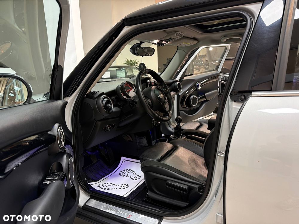 MINI Cooper SD Seven - 33