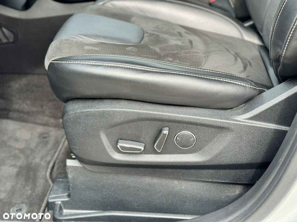 Ford Edge - 30