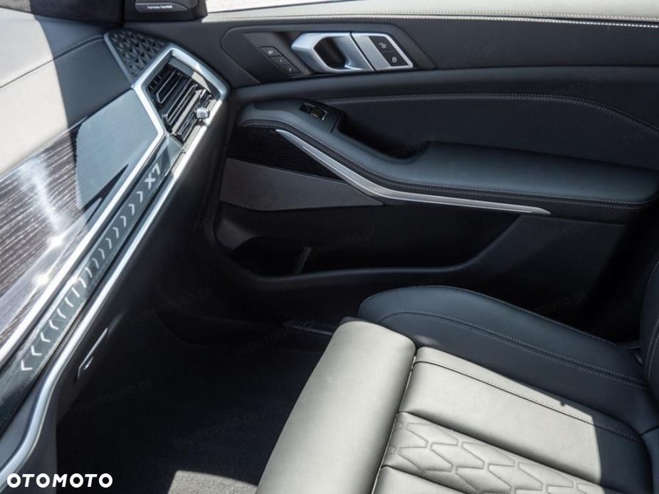 BMW X7 xDrive40d mHEV M Sport sport - 13