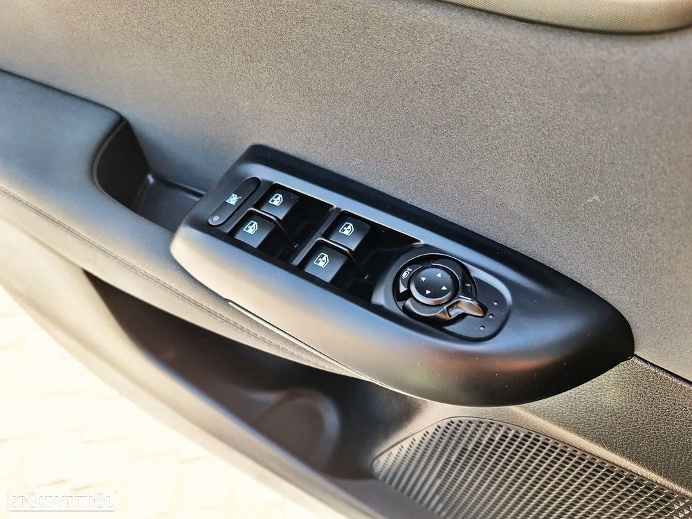 Alfa Romeo Tonale 1.3 Plug-In Hybrid Ti e-AWD - 25